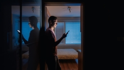 Ξεχάστε το swipe: Πώς η AI αλλάζει το online dating