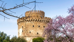 Τα 5 δισ. από το νέο Κλιματικό Ταμείο, η απόβαση των γαλάζιων υπουργών και το γεύμα Μητσοτάκη-Badenoch