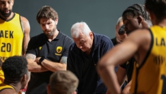 Προσγειώθηκε στη Ρόδο η ΑΕΚ