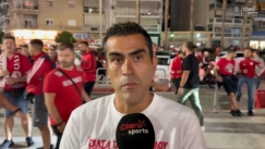 Ο Καστίγιο παρακολούθησε από κοντά τον αγώνα του Ολυμπιακού με τη Γιαγκελόνια με μία... ερυθρόλευκη μπλούζα