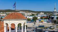 Το γούρικο ξενοδοχείο του Μητσοτάκη, η εντατική προετοιμασία για τα social media και η διάψευση του Άδωνι