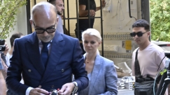 Θάνατος Γιώργου Μαζωνάκη: Συνελήφθησαν οι δύο γιατροί για θανατηφόρα έκθεση σε κίνδυνο (vid)