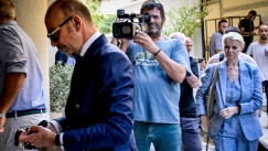 Θάνατος Γιώργου Μαζωνάκη: Κακουργηματική δίωξη για θανατηφόρα έκθεση στους δύο γιατρούς
