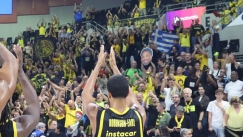 Εκατοντάδες φίλοι του Άρη αποθέσαν παίκτες και Σπανούλη