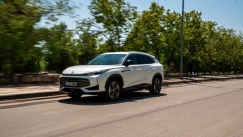 Οδηγήσαμε το νέο MG HS Hybrid+: Σε τροχιά κορυφής