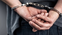 Συνελήφθη για μαστροπεία γνωστός πορνοστάρ και influencer: Πώς παγίδεψε δύο 16χρονες
