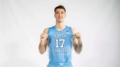Αβδάλας, όπως τον θέλει το North Carolina: Έστειλε το μήνυμά του από το πρώτο ματς της preseason