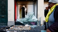 Μετά τις διαδηλώσεις και τις λεηλασίες στην Γαλλία σειρά έχει η... μεταπώληση: Κλεμμένα προϊόντα σε online πλατφόρμες