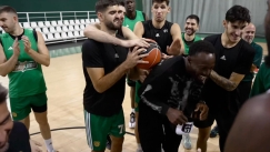 Ευχές με... φατούρο στον Γκραντ!