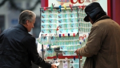 Η εποχή που το μεγαλύτερο όνειρο του Έλληνα ήταν ένα διαμέρισμα στην Κυψέλη: Το μυθικό «Λαχείο των Συντακτών»
