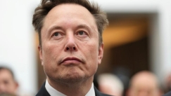 Ο Έλον Μασκ χαρίζει μία μετοχή της SpaceX σε κάθε παιδί στις ΗΠΑ