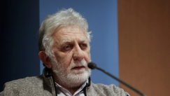 Αλέξανδρος Μυλωνάς: «Συγχωρώ τη μητέρα μου αλλά δεν την αγάπησα ποτέ - Δεν έκλαψα στη κηδεία της» (vid)