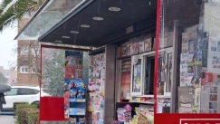 90χρονη Μαδριλένα εργάζεται καθημερινά σε περίπτερο: «Ξυπνάω 4:30 το πρωί, μου αρέσει»