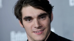 Νεκρός σε ηλικία 34 ετών ο ηθοποιός RJ Mitte του «Breaking Bad»