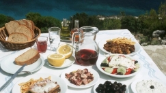 15 ελληνικά φαγητά που λάτρεψε το Taste Atlas και οι μανάδες του '90