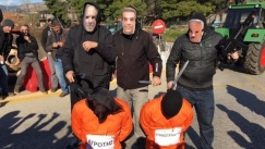 Οι αγρότες έκαναν τον Τσίπρα... τζιχαντιστή (vid)