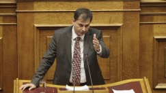 Διαψεύδει ότι θέτει θέμα ηγεσίας ο Θεοχάρης