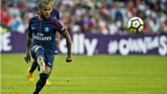 Το κόλλησε με φάουλ στο Super Cup ο Ντάνι Αλβες! (vid)