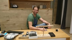 Η EuroLeague επισκέφθηκε τον Μπόγρη στο... μαγαζί του!