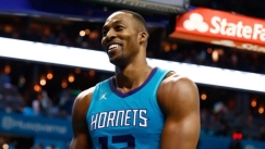 Tρεις τάπες στο ημίχρονο με Θάντερ ο Χάουαρντ! (vid)