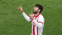 Αποθέωση στο τέλος για Καρίμ, Μιραλάς και Χουτεσιώτη!