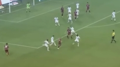 Φανταστική πάσα με τακουνάκι από τον Ινιέστα (vid)