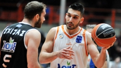 Κασελάκης: «Πριν το Καρναβάλι, ραντεβού στο "Τόφαλος"»