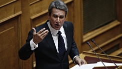 Στη Βουλή η δικογραφία Novartis για τον Ανδρέα Λοβέρδο: «Είμαι στοχοποιημένος» απαντά ο πρώην υπουργός