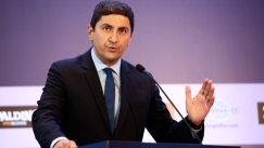 Αυγενάκης: Δεν πάει στο ΠΑΟΚ-Άγιαξ λόγω Βουλής