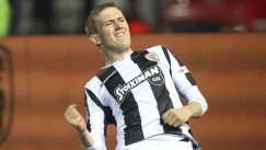 Και το όνομα αυτού: Κάρολ… Swarovski! (pic)