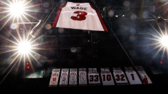 Όλη η τελετή για την απόσυρση της φανέλας του Ουέιντ! (vid)