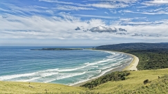 Υπουργός της Ν. Ζηλανδίας παραδέχθηκε οτι έσπασε την καραντίνα για να πάει στην παραλία