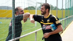 Ολιβέιρα: «Ένιωσα πολύ καλά που επέστρεψα, μόνο ΑΕΚ» (pic)