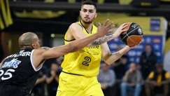 Ο Άρης θέλει τον Τολιόπουλο αλλά περιμένει την ΑΕΚ