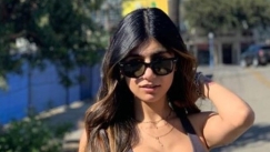 Η πρώην πορνοστάρ Μία Καλίφα συμβουλεύει τις γυναίκες να μην μπλέξουν με ροζ ταινίες (vid)