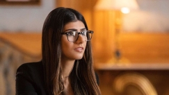 Οι υπογραφές για να κατέβουν τα ροζ βίντεο της Mia Khalifa έφτασαν το 1,5 εκατομμύριο (pics)