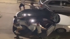 Μακέντα: Τον αποθέωσαν κάτω από το σπίτι του οι... συμπαίκτες του! (vid)