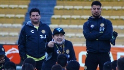 Γιατρός Μαραντόνα: «Είναι πολύ καλύτερα, η ανάρρωση του είναι εντυπωσιακή»