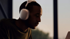 Πάρτι στο Twitter με τα Apple ακουστικά των 650 ευρώ: «Βάζουν αυτόματα τους φτωχούς στο mute;»