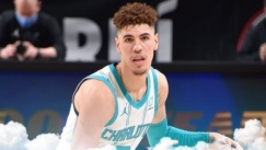 ΛαΜέλο: «Αποκαλώ "θείο" τον Τζόρνταν» (vid)