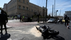 Περιφέρεια Αττικής: «Κανένα αίτημα για φανάρι στο ύψος της Βουλής»