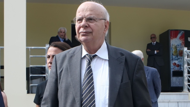 Βασιλακόπουλος: «Ο κ. Αυγενάκης παραβίασε αντισυνταγματικά και χωρίς αρμοδιότητα την απόφαση των εκλογών»