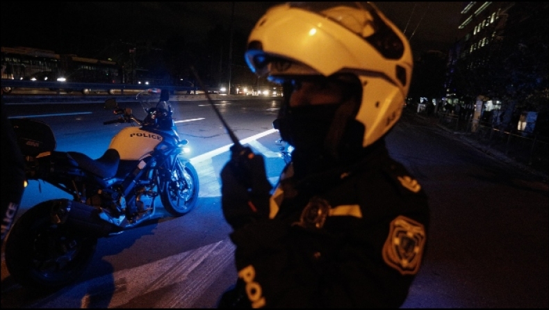 Αποκαλύφθηκε ο τρόπος που ενοικιαζόταν ο αστυνομικός ασύρματος σε σεσημασμένους αντί 2.000 ευρώ