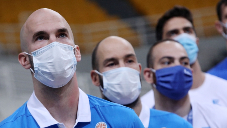 Ελλάδα - Σερβία: Στο ΟΑΚΑ ο Καλάθης, βλέπει το ματς δίπλα στον Σπανούλη