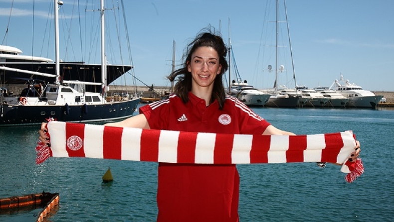 Η Εμμανουηλίδου επέστρεψε στον Ολυμπιακό