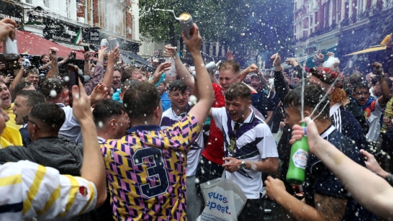Euro 2020: «Τρελή» απόβαση των Σκωτσέζων στο Λονδίνο για το ματς με Αγγλία (pics & vids)