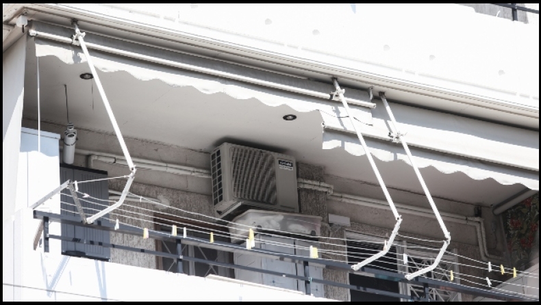 Σε λάθος διαμέρισμα οι πυροβολισμοί στον Άλιμο, έπεσαν σε μπαλκόνι συνταξιούχων (vid)