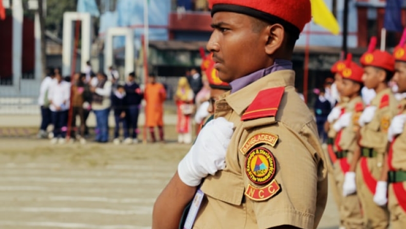 Το Μπαγκλαντές βγάζει τον στρατό στους δρόμους για την τήρηση του Lockdown