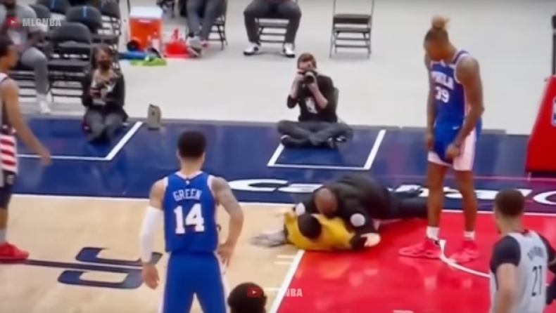 NBA: Φίλαθλος μπήκε στο παρκέ για να πιάσει την μπασκέτα και συνελήφθη (vid)