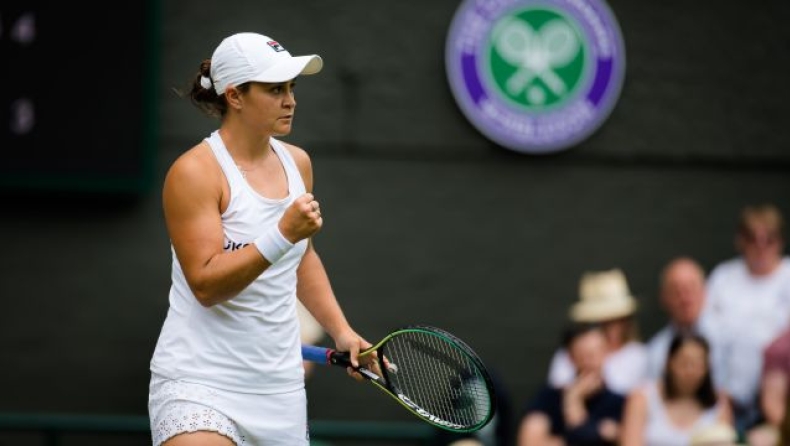 Στον τελικό του Wimbledon η Μπάρτι (vids)